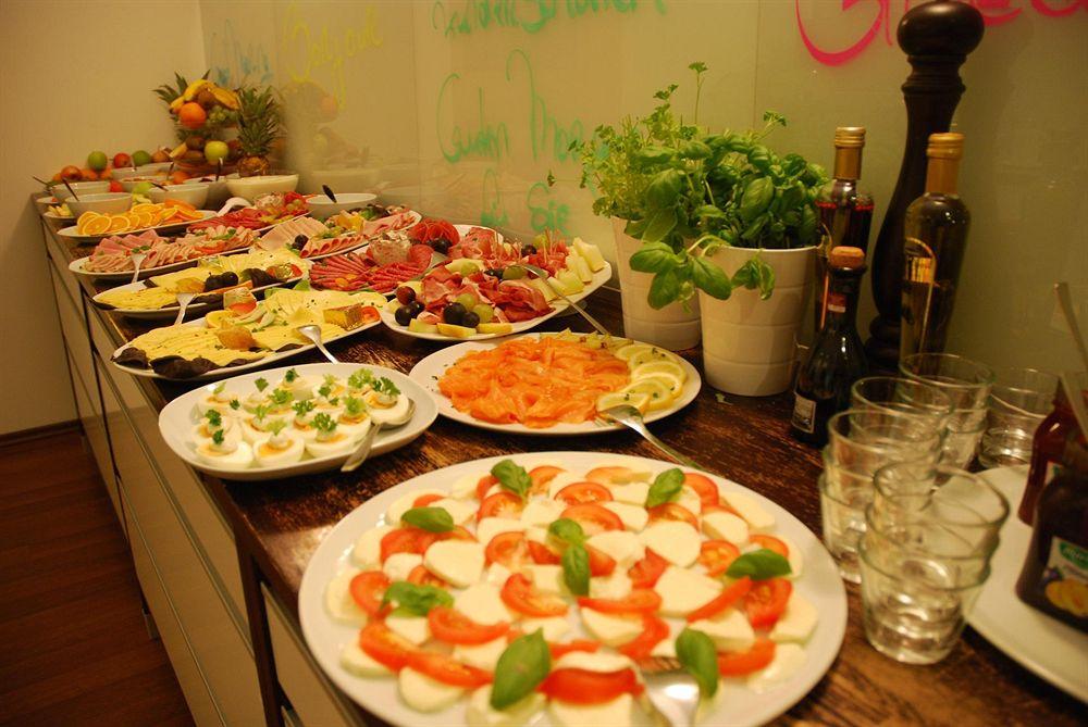 Alecsa Hotel