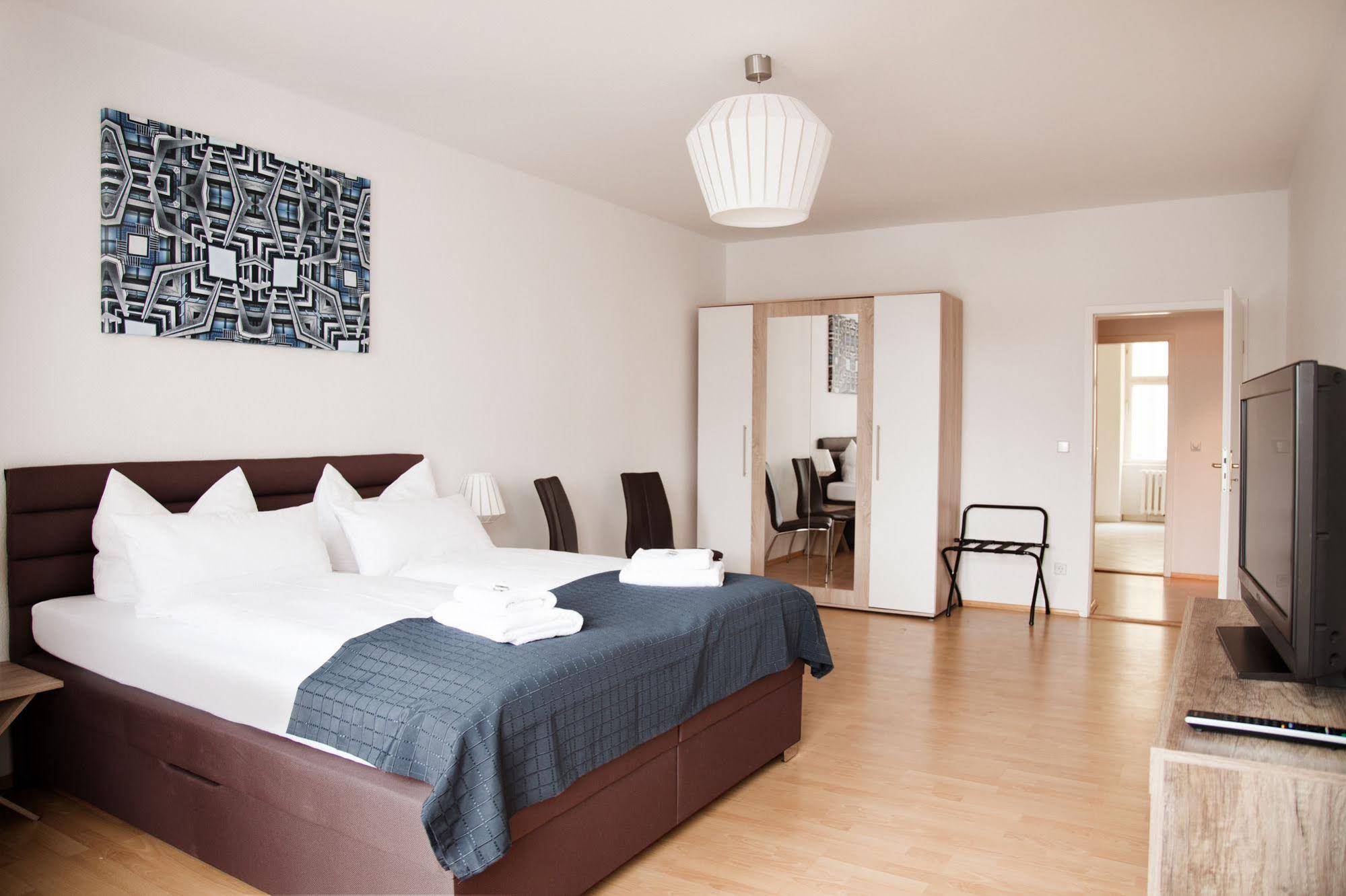 Apartments Mitte Residence