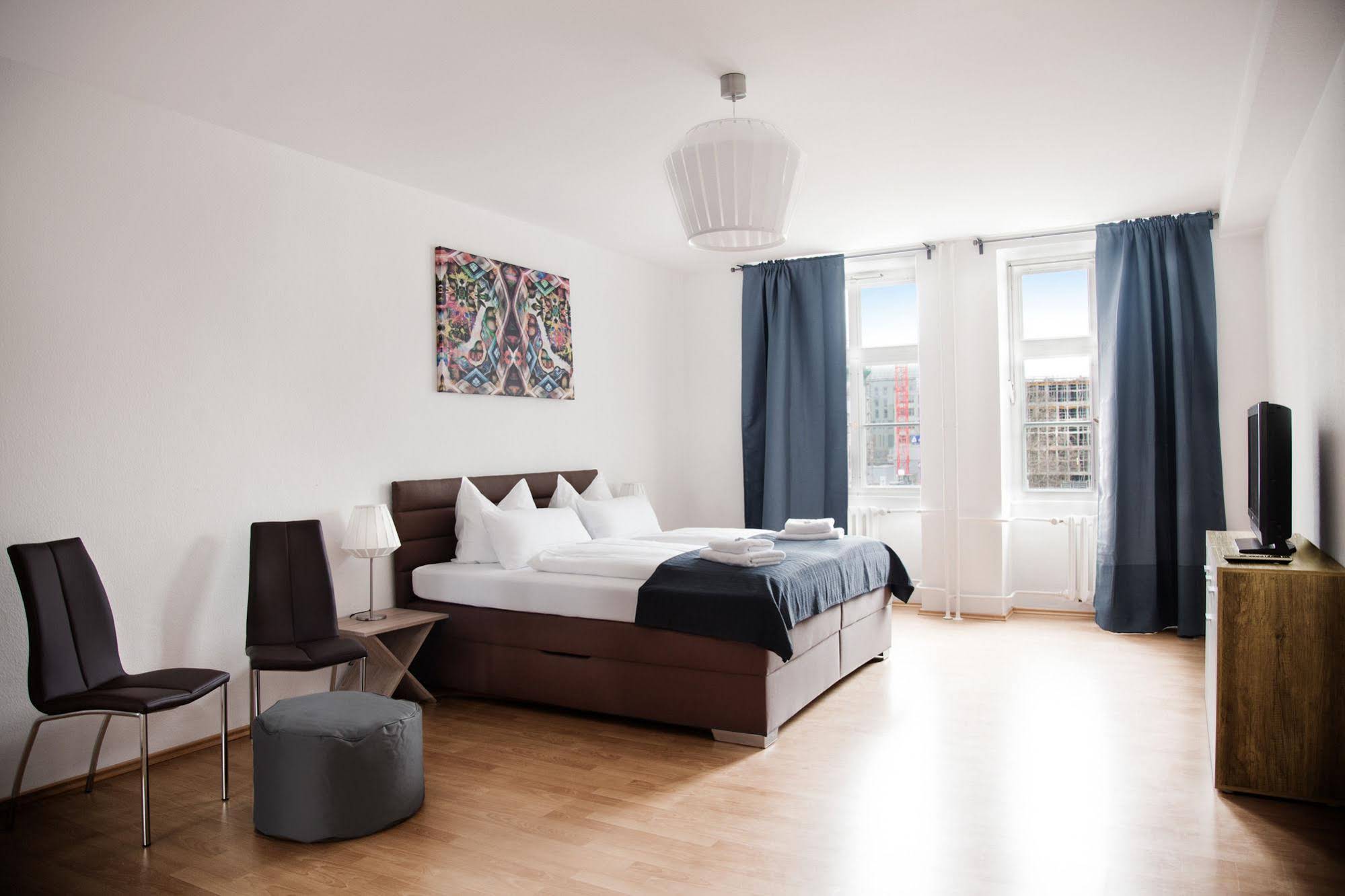 Apartments Mitte Residence