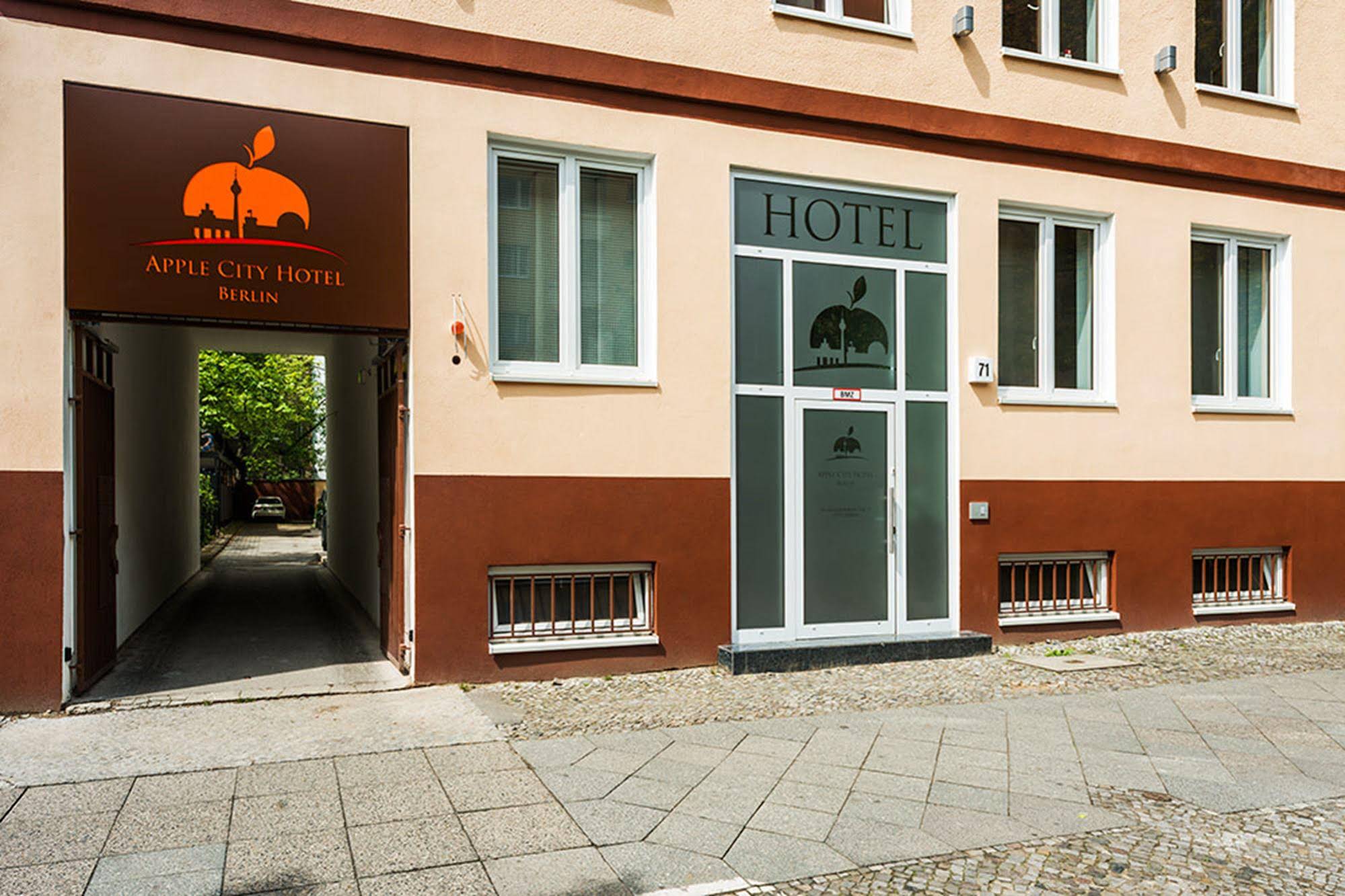 Apple City Hotel