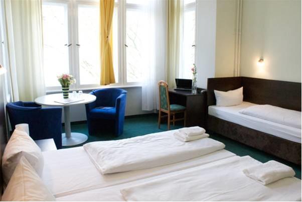 Arta Lenz Hotel