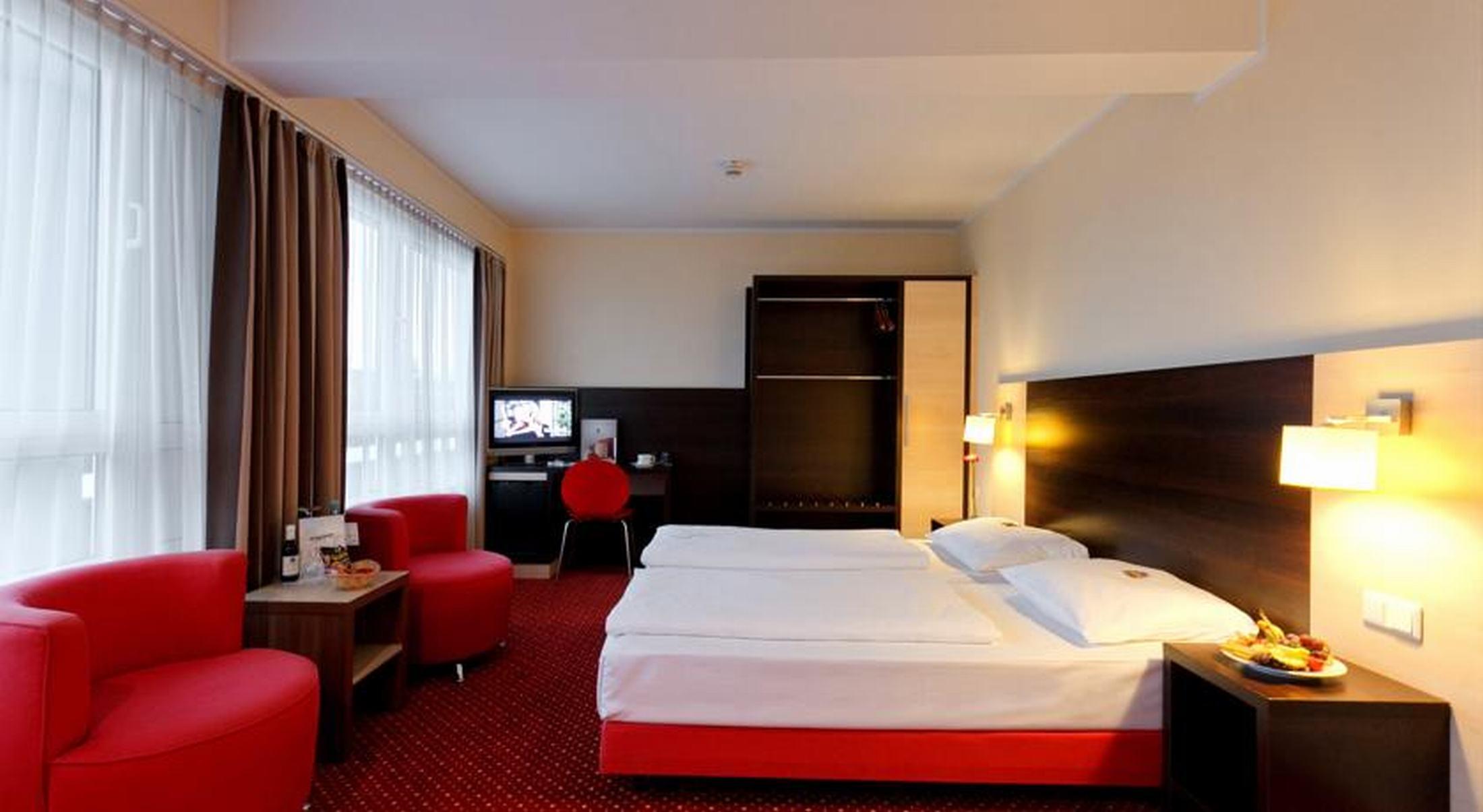 Premier Inn Berlin City Süd Hotel