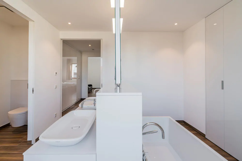 B Apartments