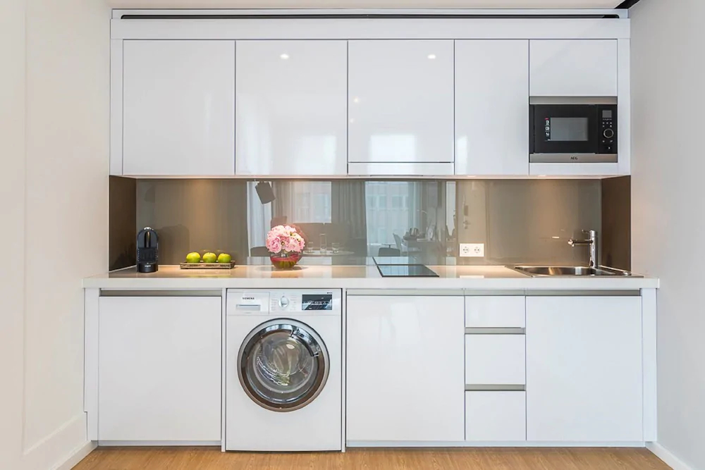 Capri by Fraser Berlin