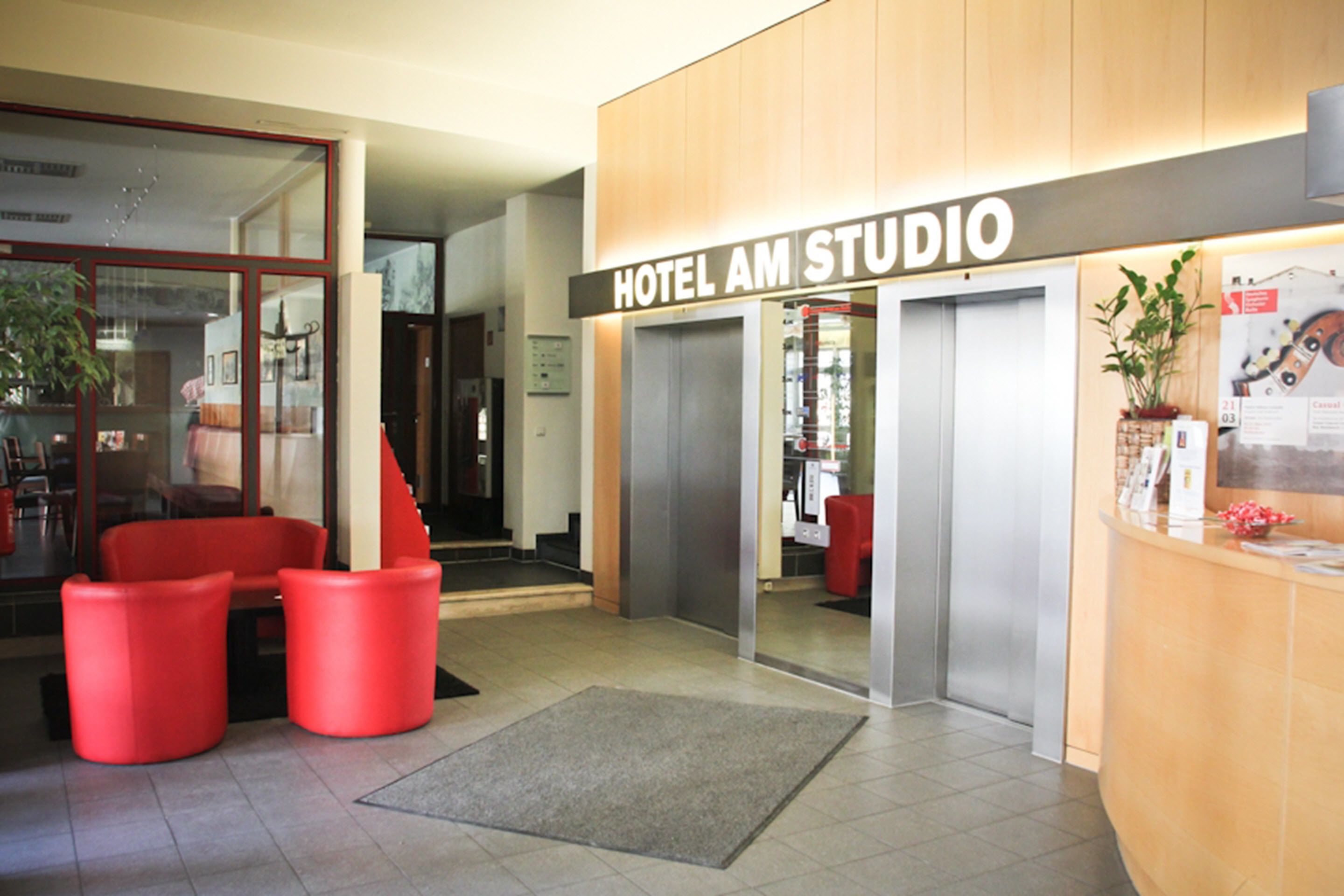 Enjoy Hotel Am Studio