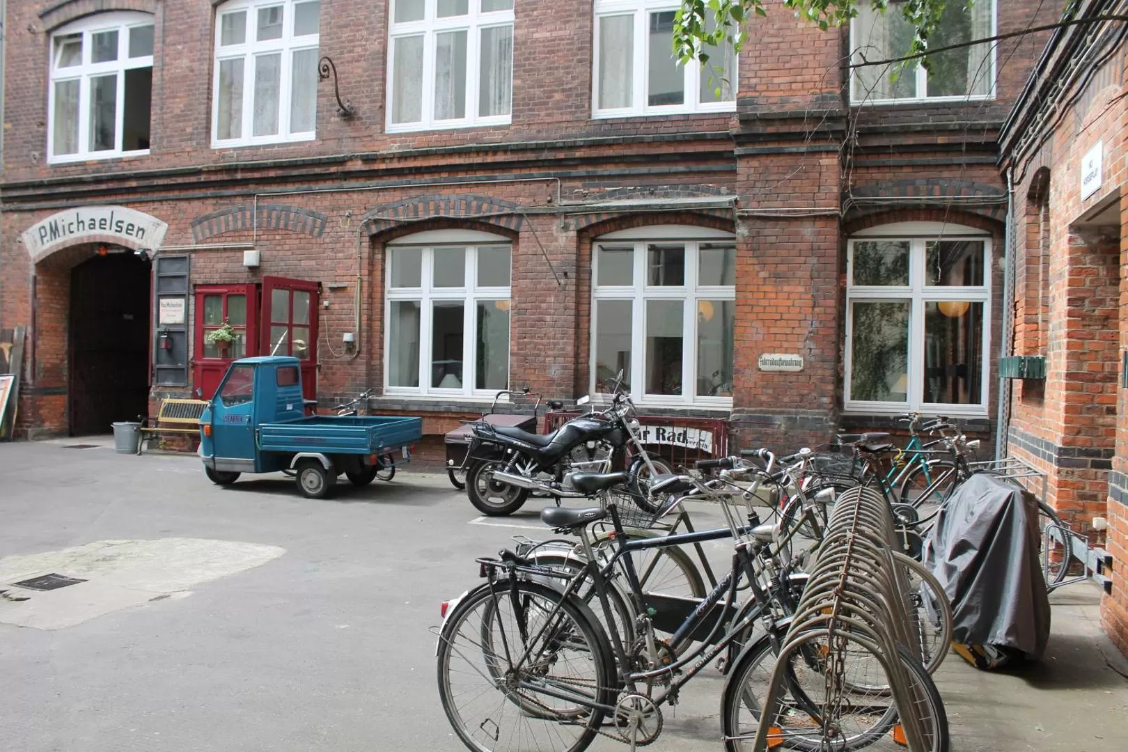 Die Fabrik
