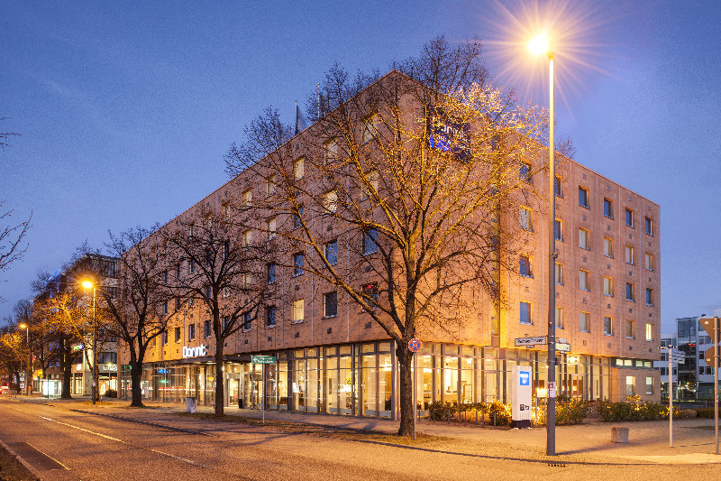 Hotel Essential by Dorint Berlin-Adlershof