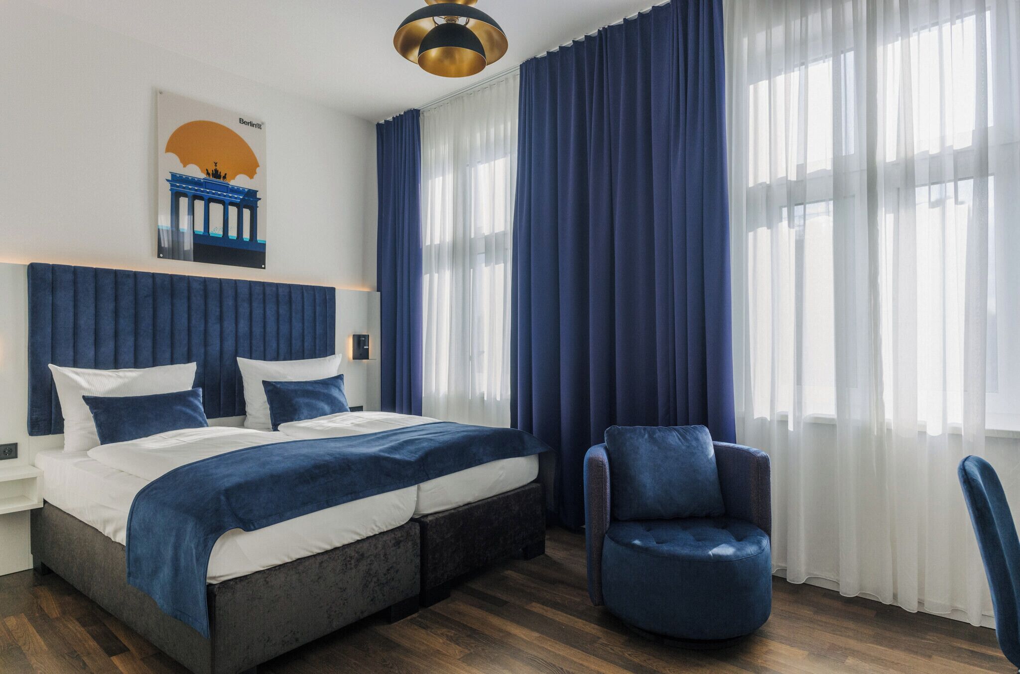 East-Side Hotel