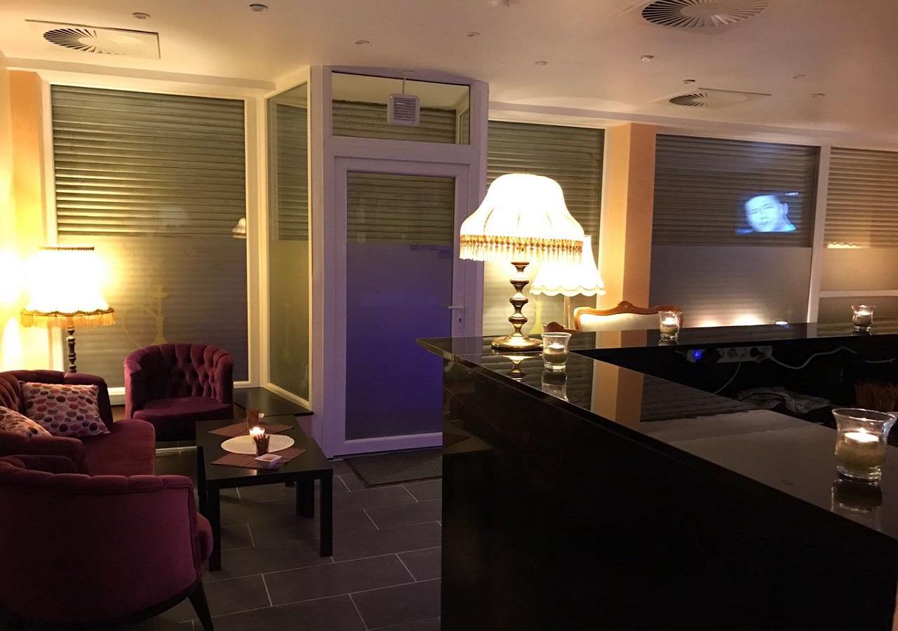 Elifim Hotel