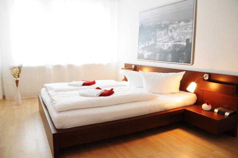 Europeapartments Checkpoint Charlie