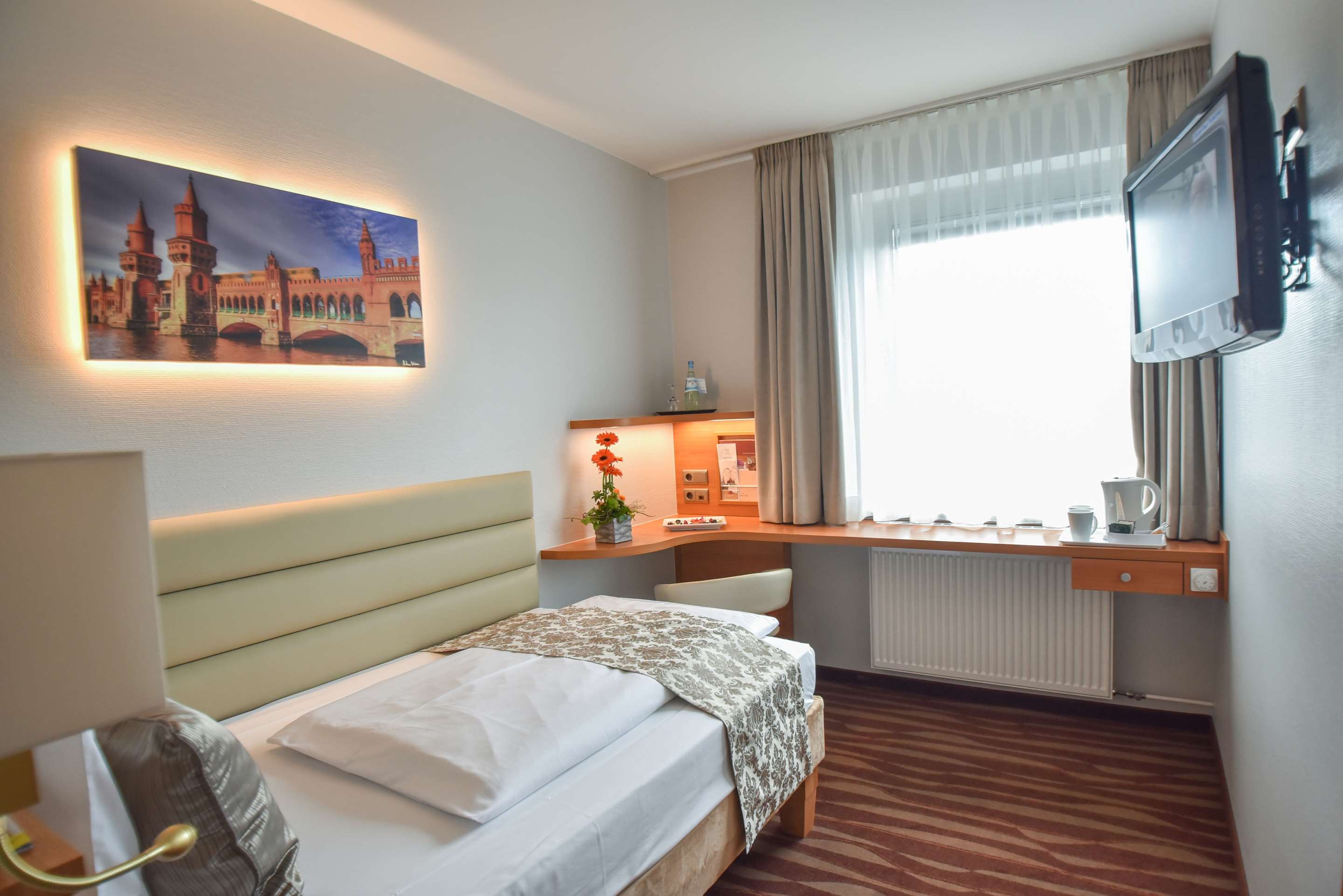 Golden Tulip Hamburg