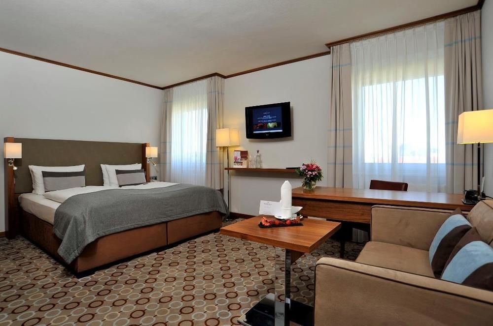 Golden Tulip Hamburg