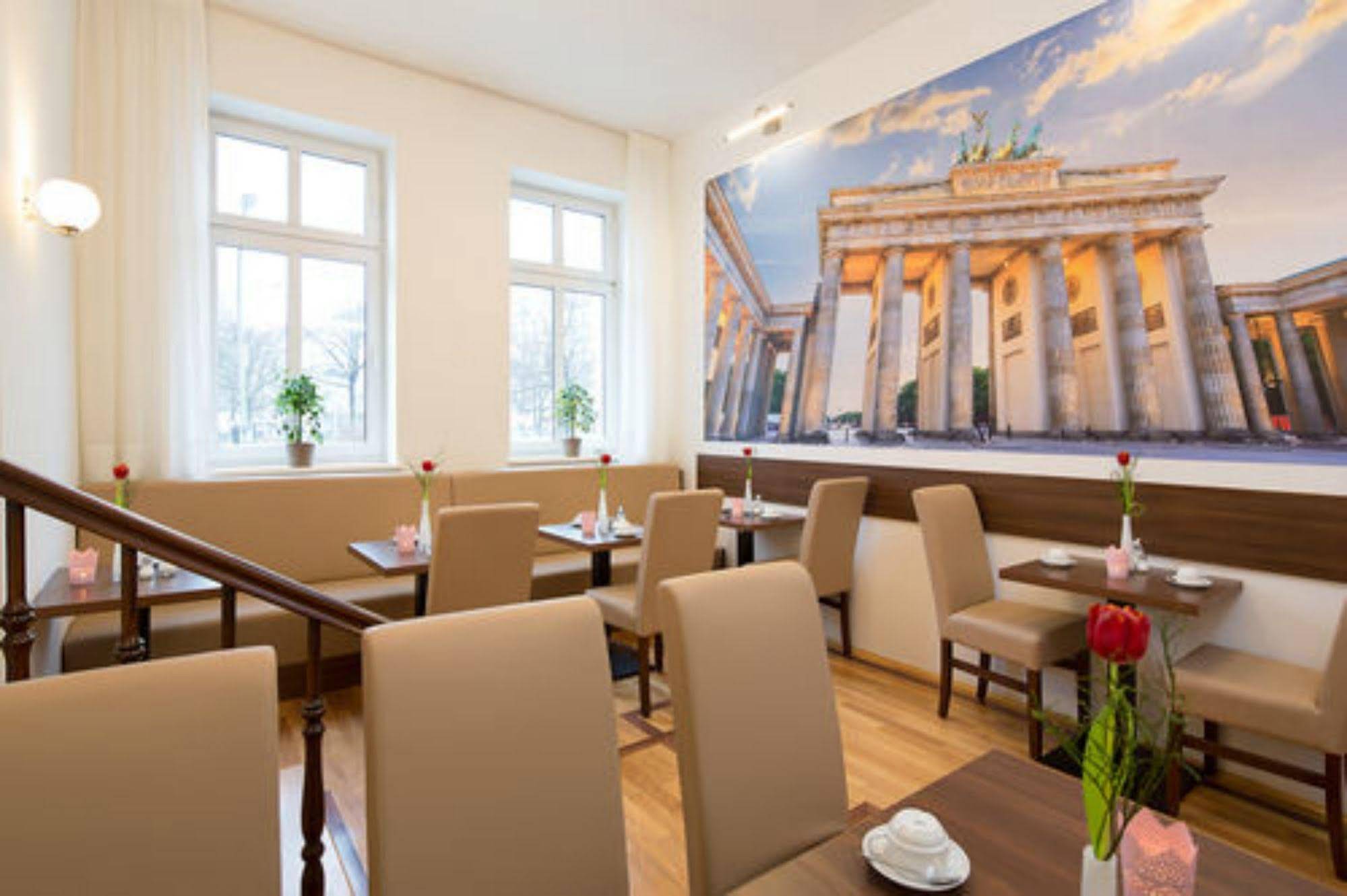 Gold Hotel am Wismarplatz