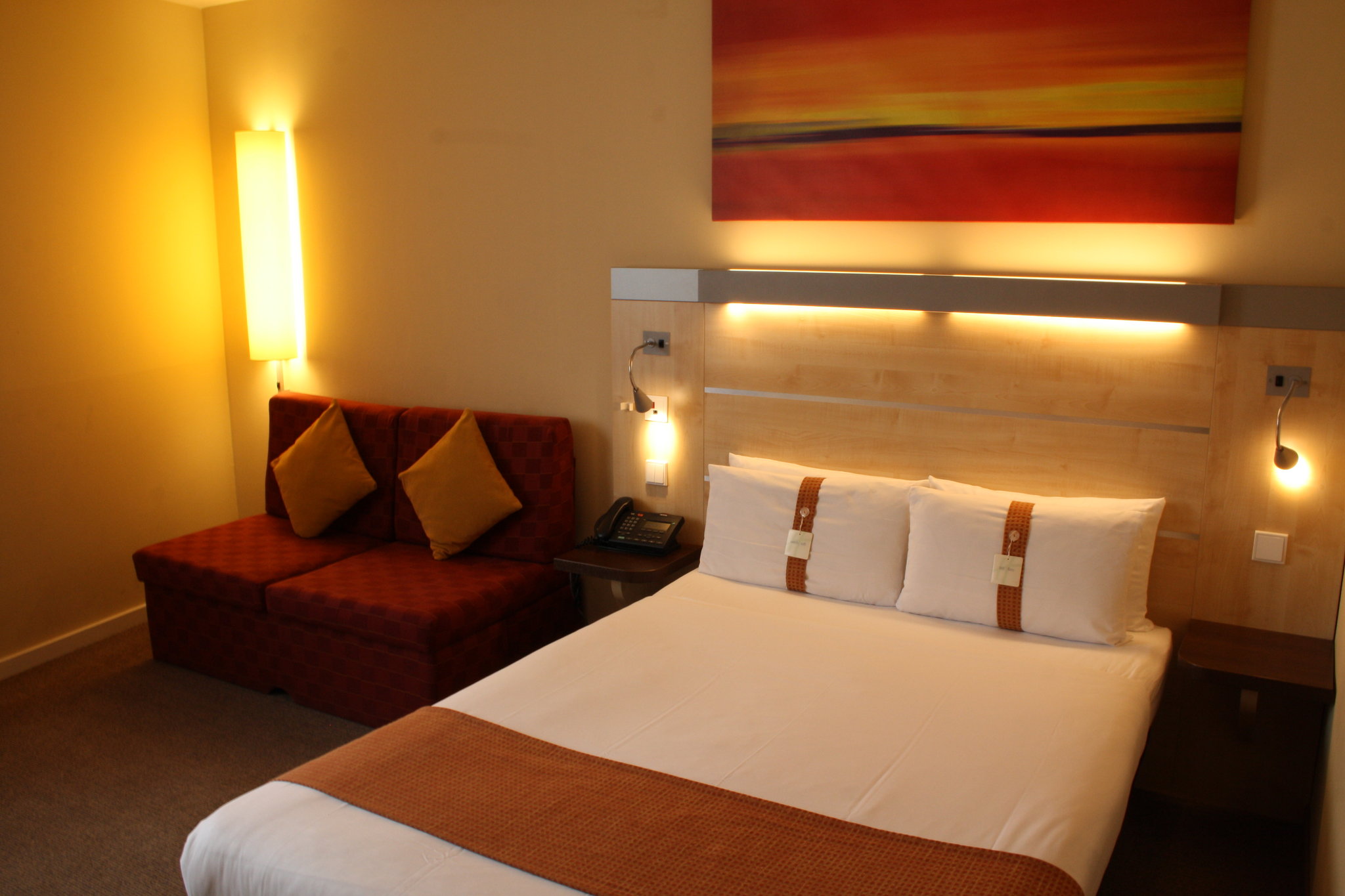Premier Inn Berlin City Centre Hotel