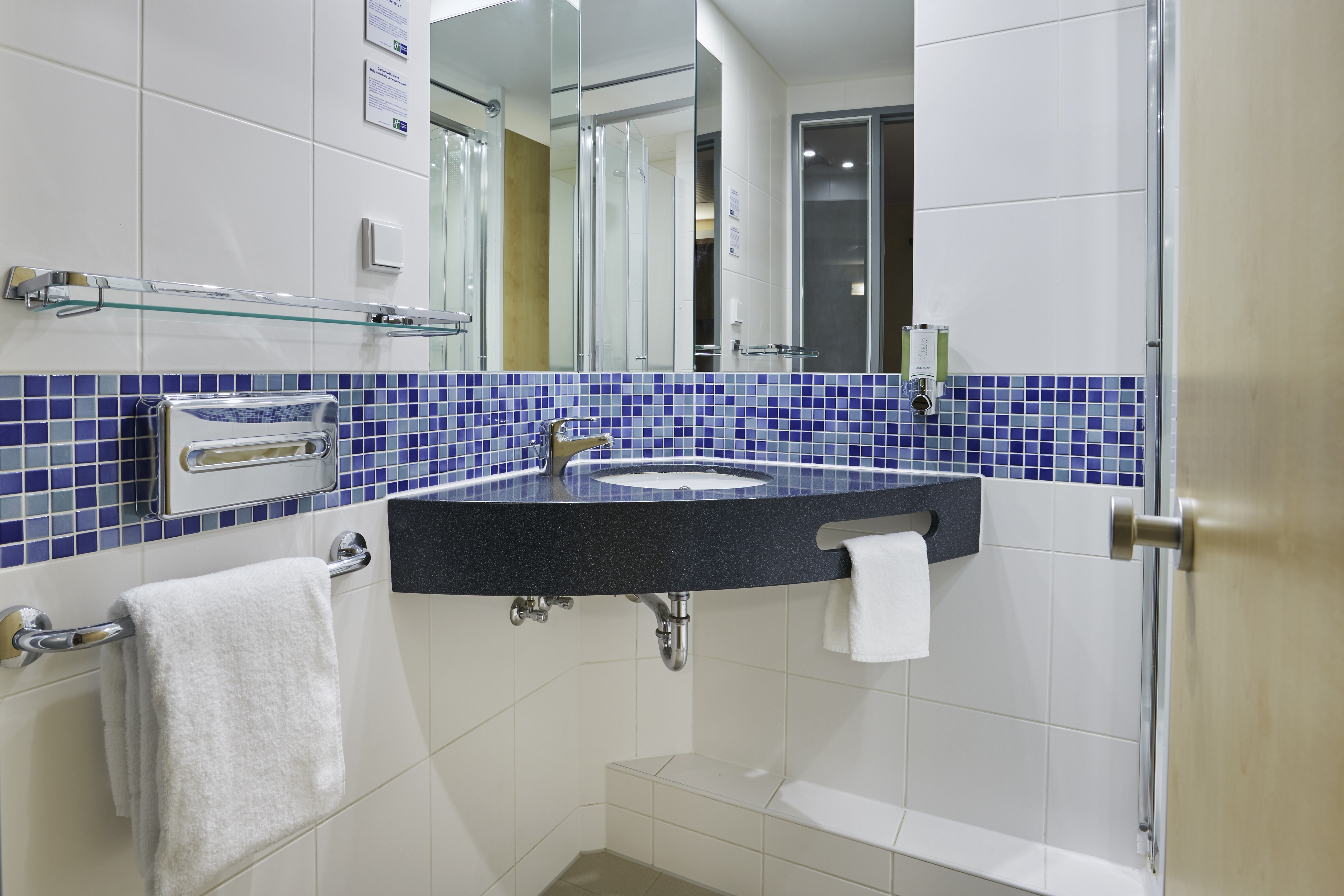 Premier Inn Berlin City Centre Hotel