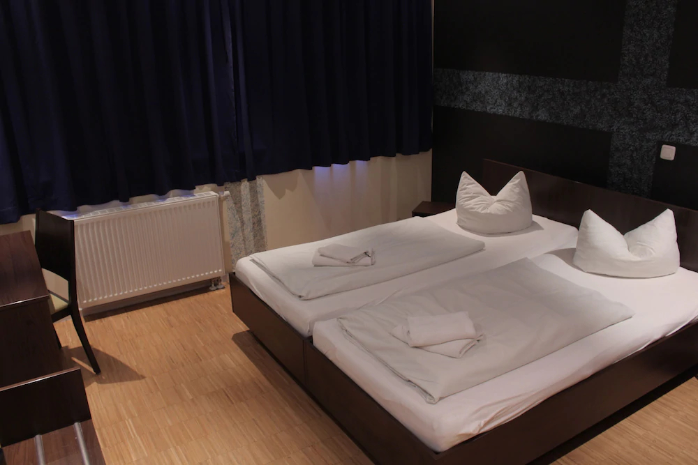 Holi Hostel Hotel