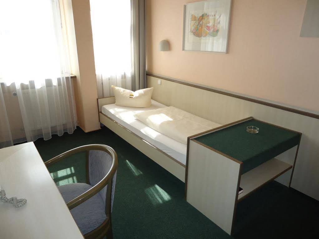 Hotel Avus