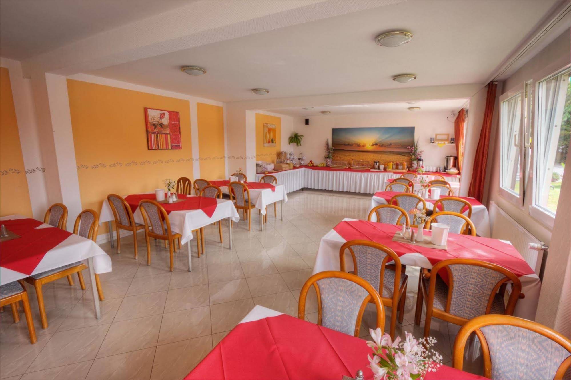 Hotel B1