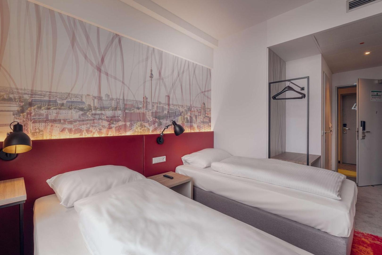 Hotel Campanile Berlin Brandenburg Airport