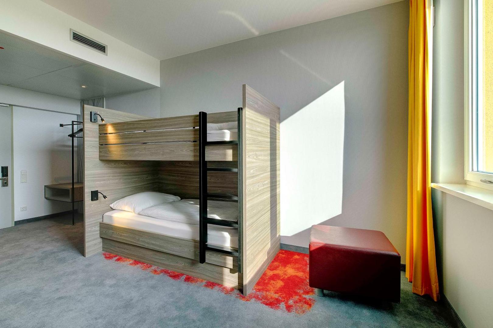 Hotel Campanile Berlin Brandenburg Airport
