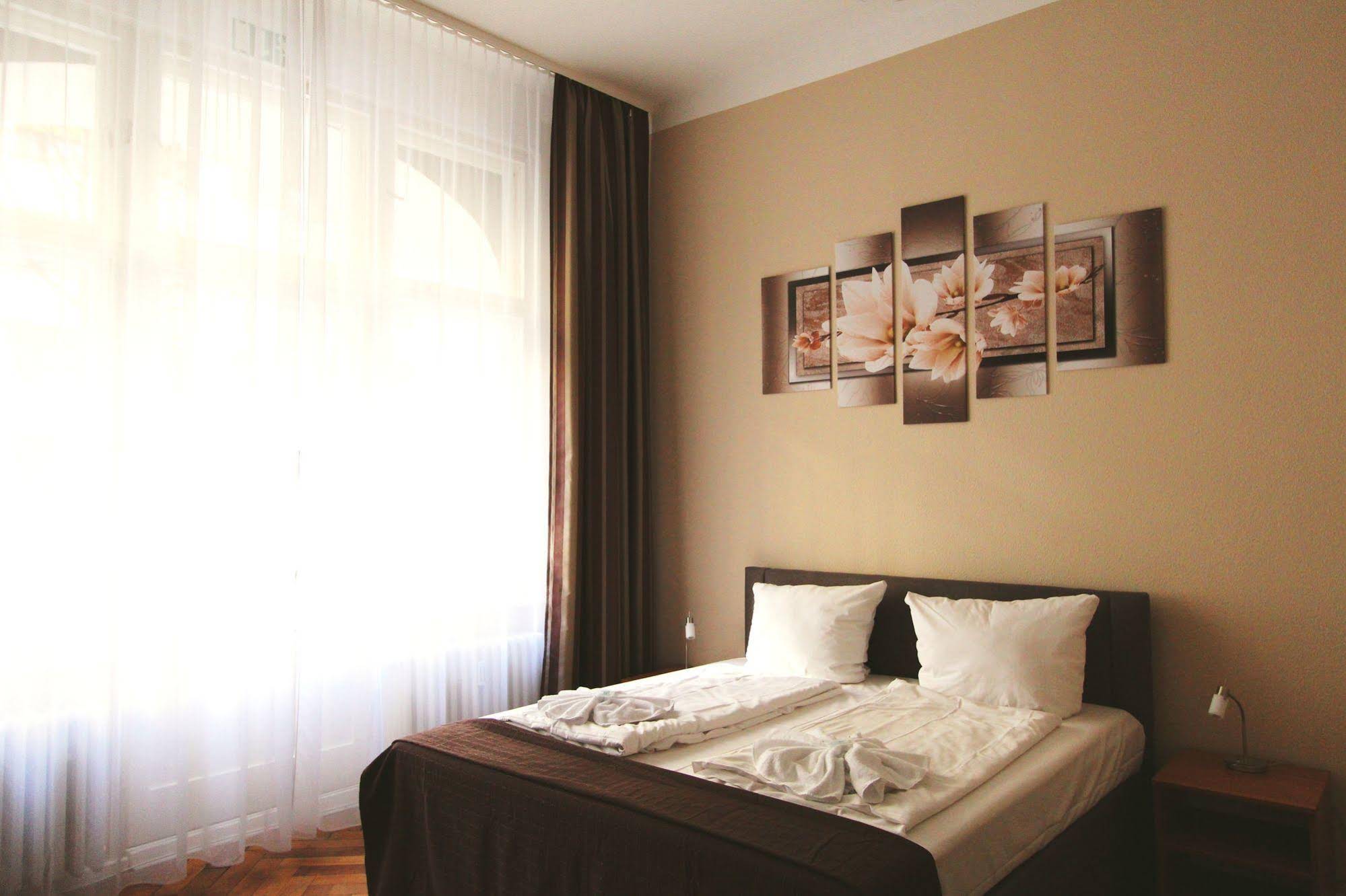 Hotel Pension Elegia