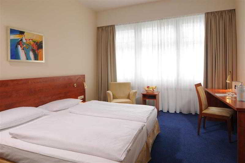 Hotel President