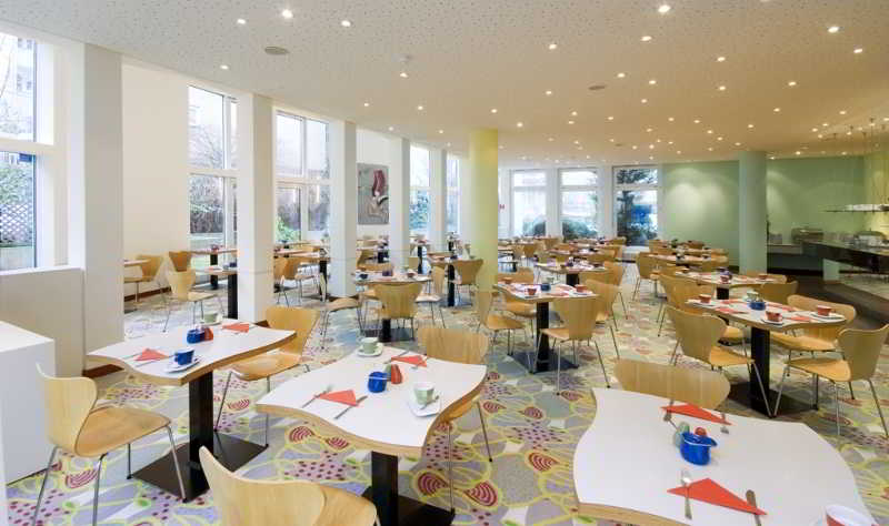 Radisson RED Berlin Kudamm