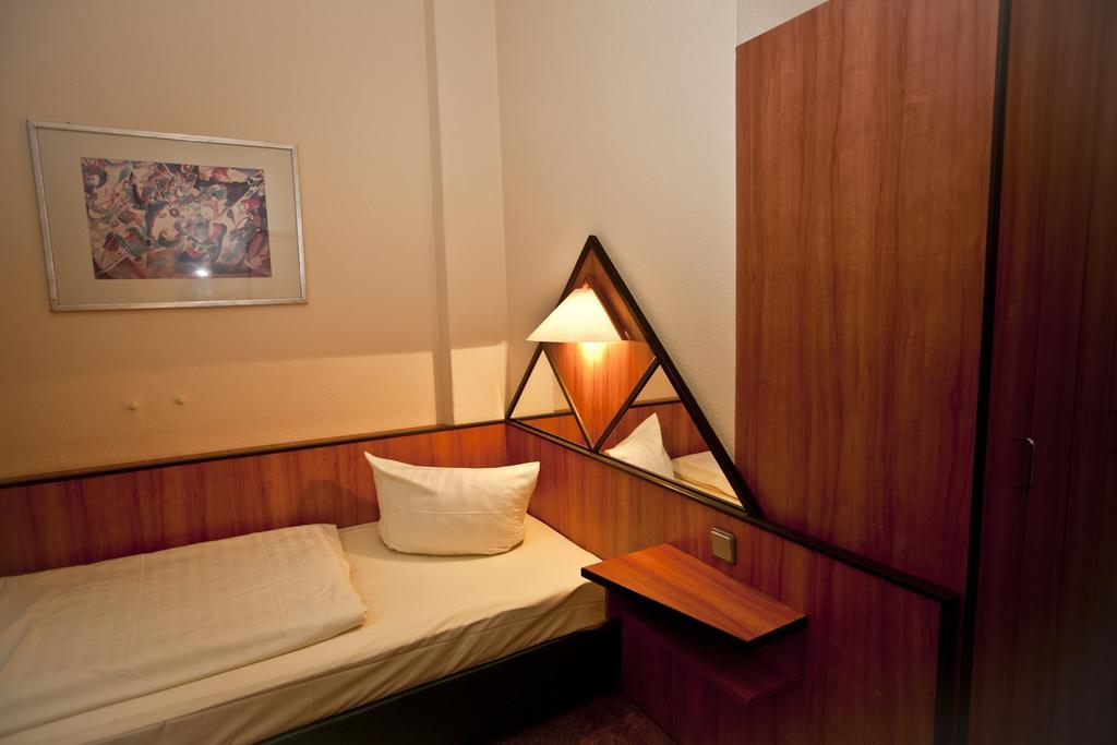Rewari Hotel