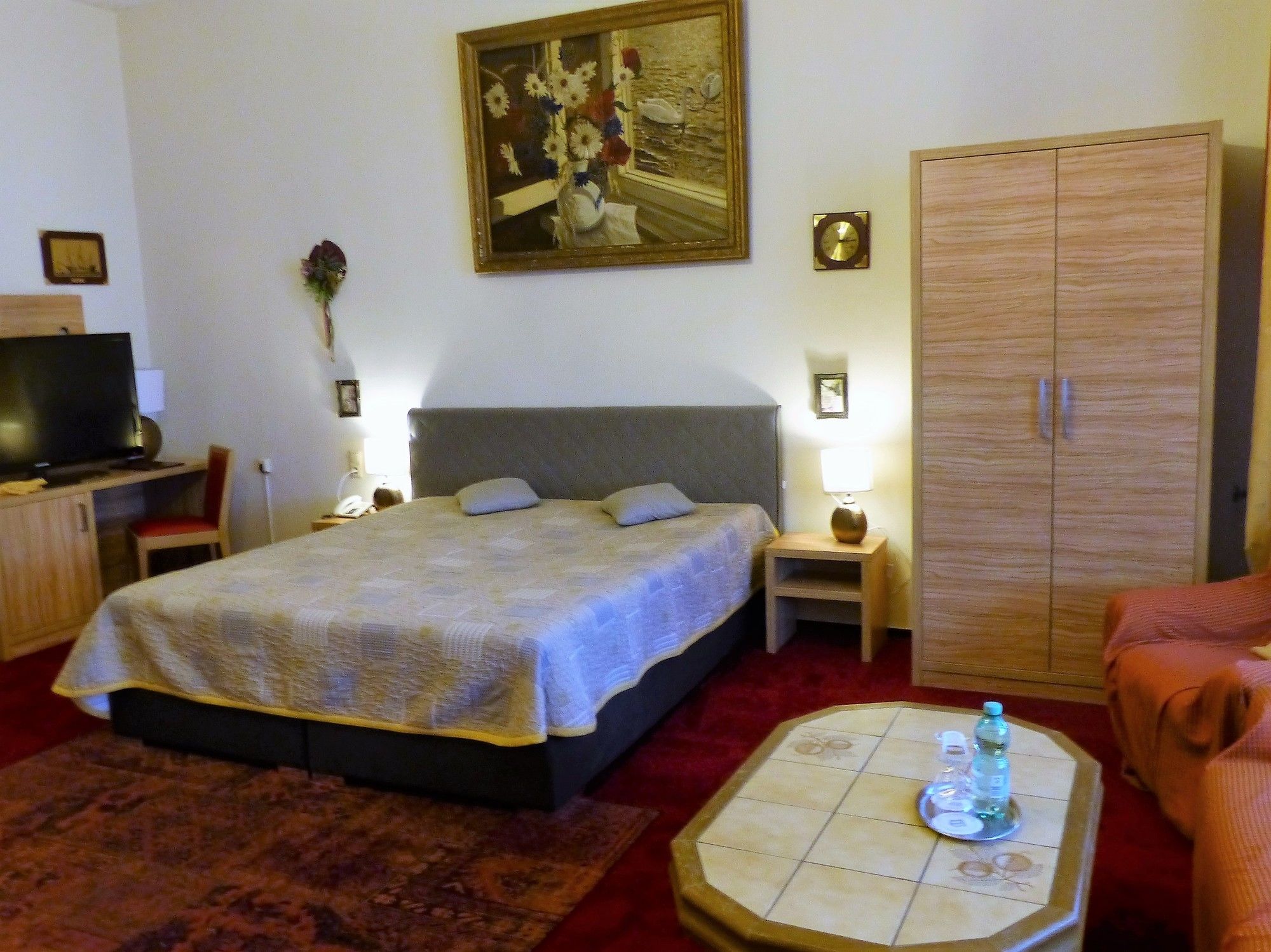 Hotel Pension Savoy