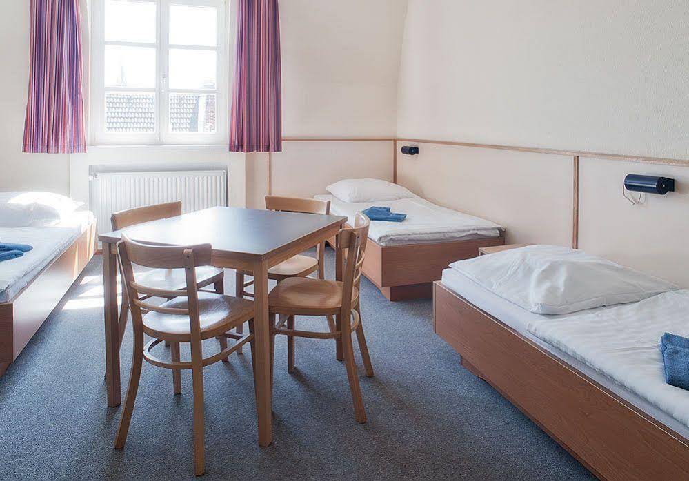 Steps-Hotel Mitte/Wedding