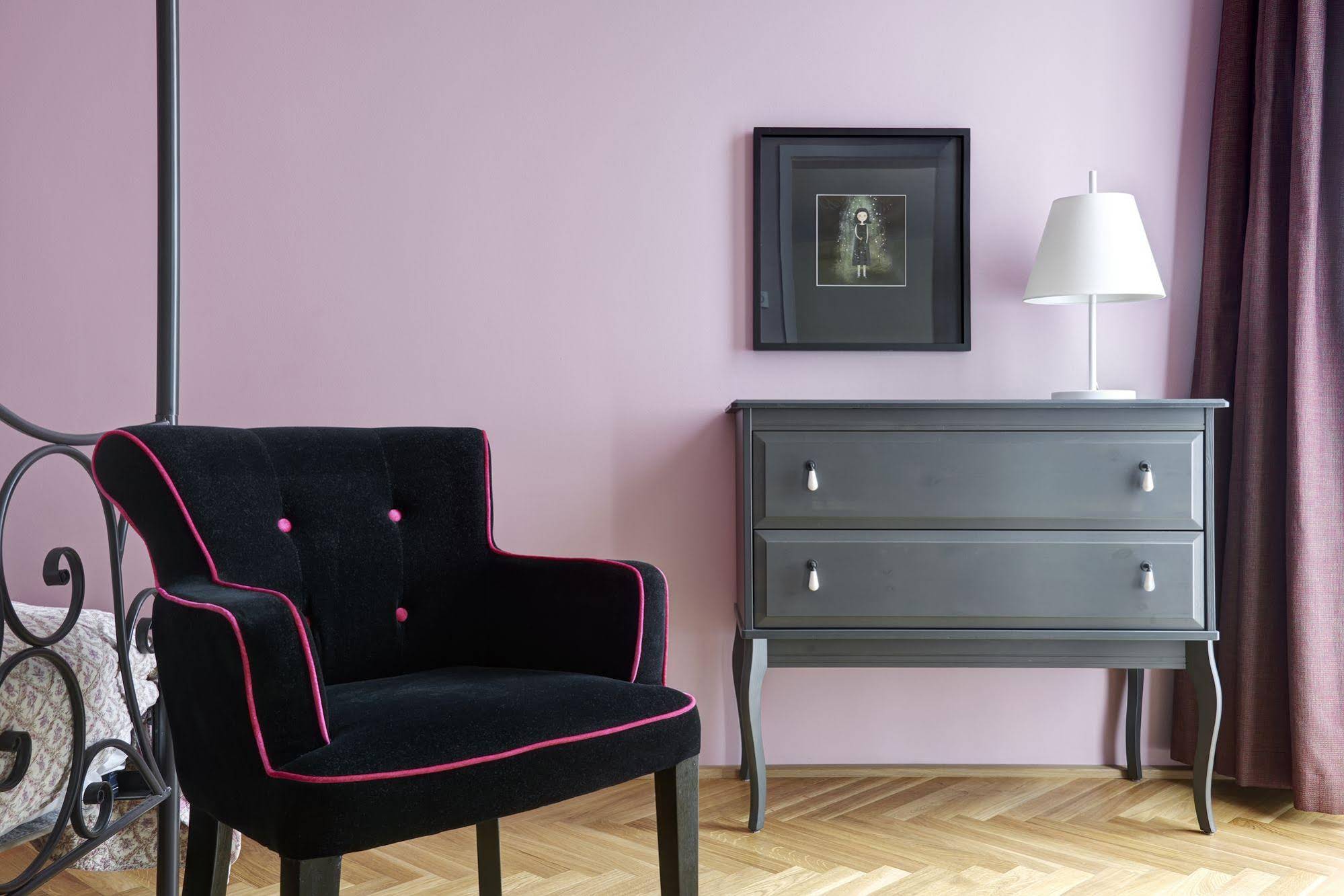 The Circus Apartments