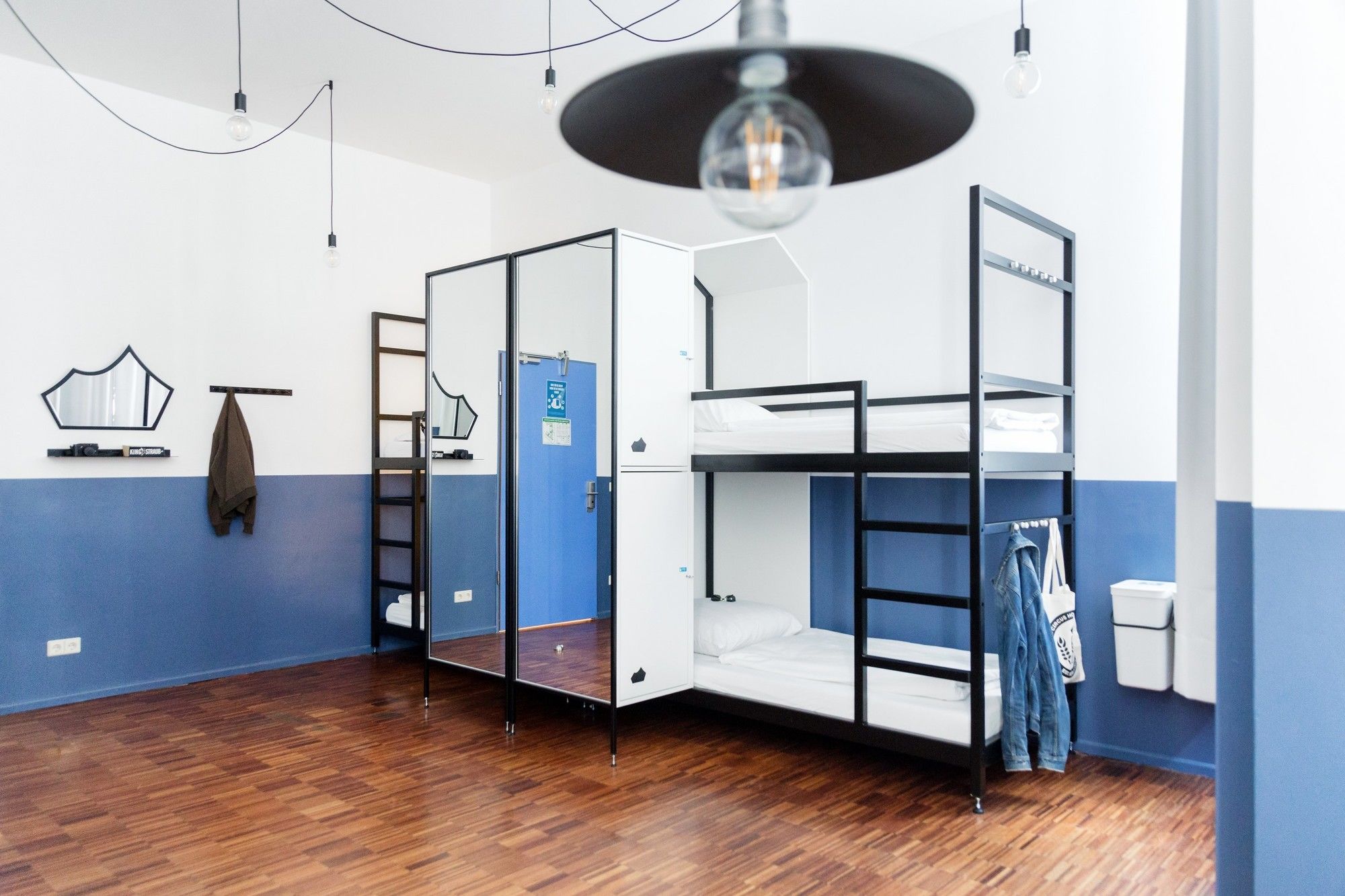 The Circus Hostel Weinbergsweg