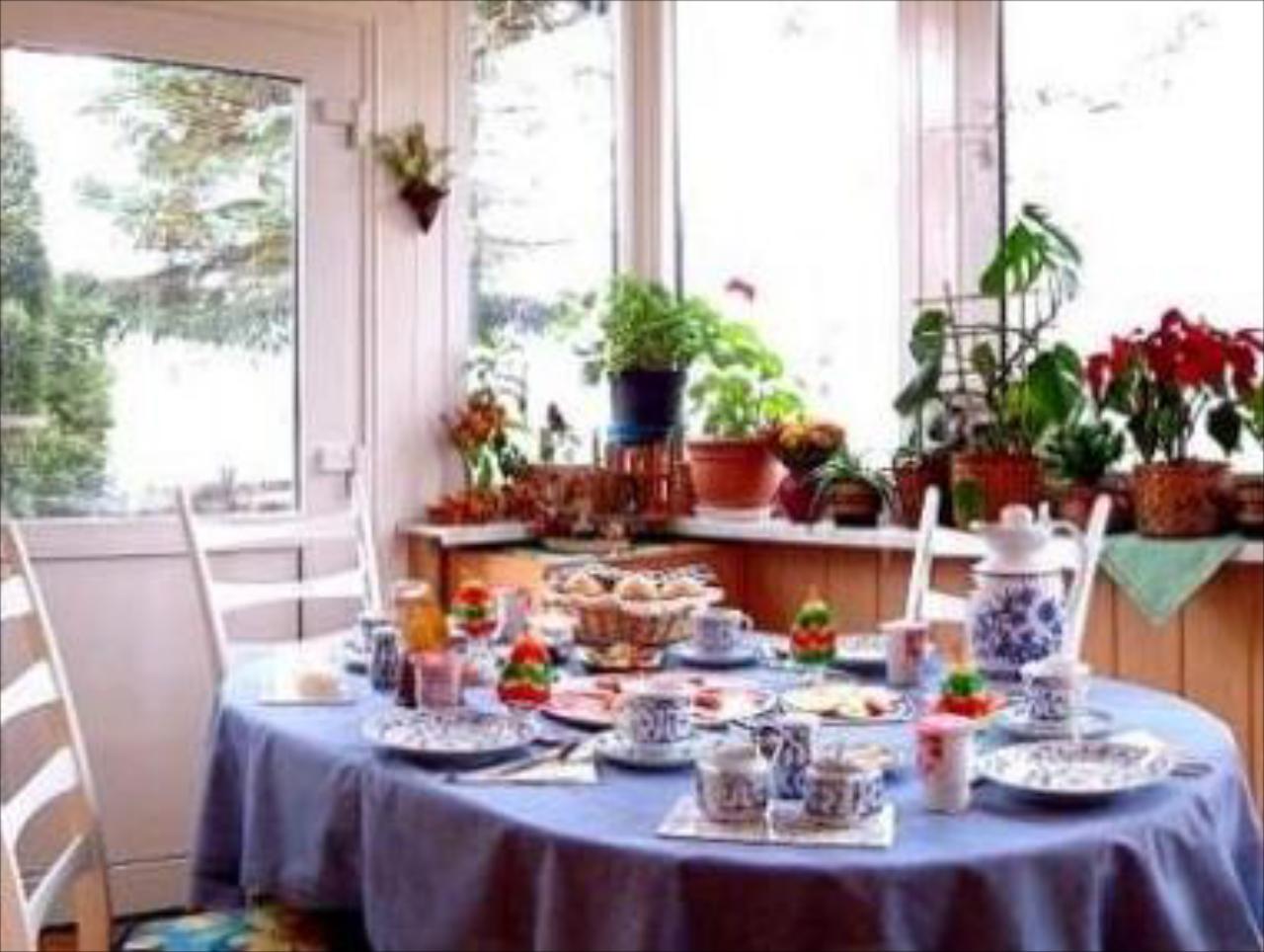 Lakeside Bed & Breakfast Berlin - Pension Am See
