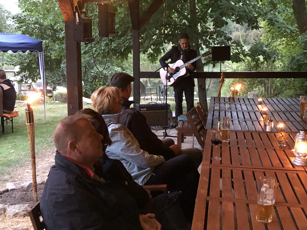 Riverside Inn