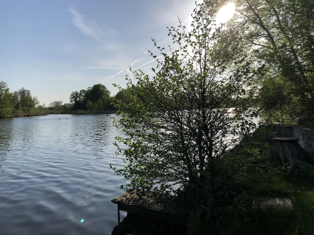 Riverside Inn