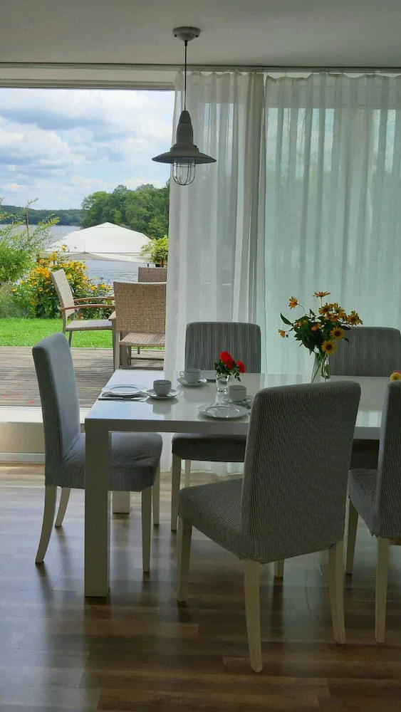 Pension Am Lehnitzsee
