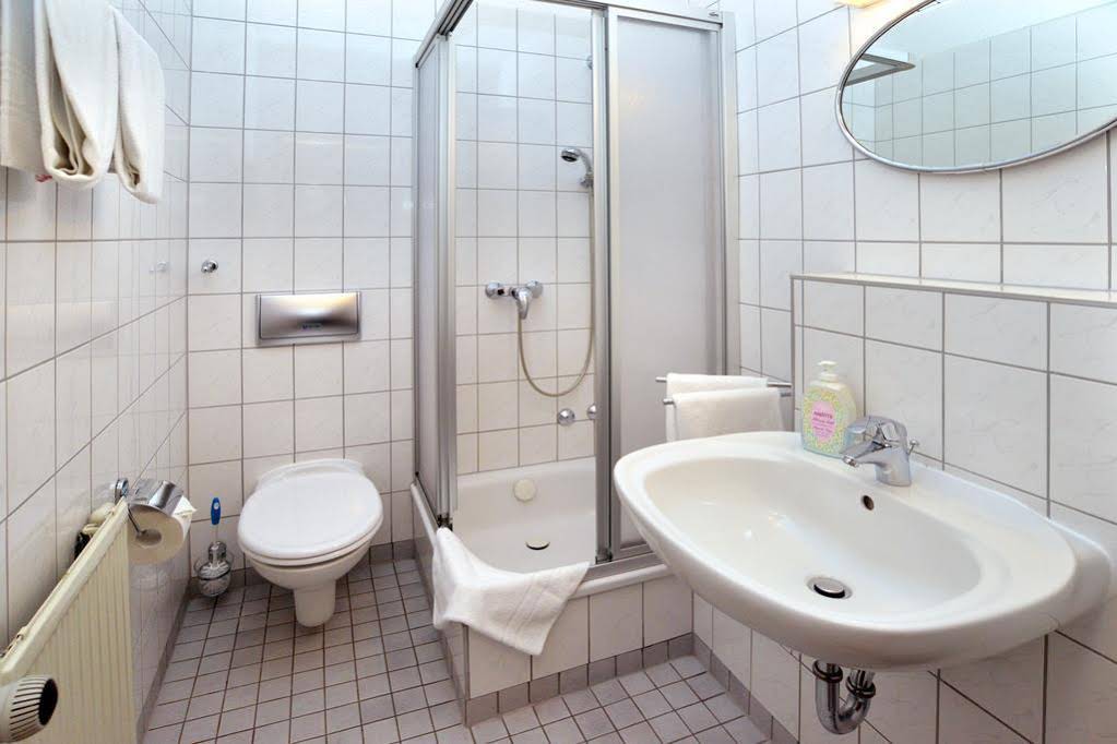 1a Hostel Zimmer Frei