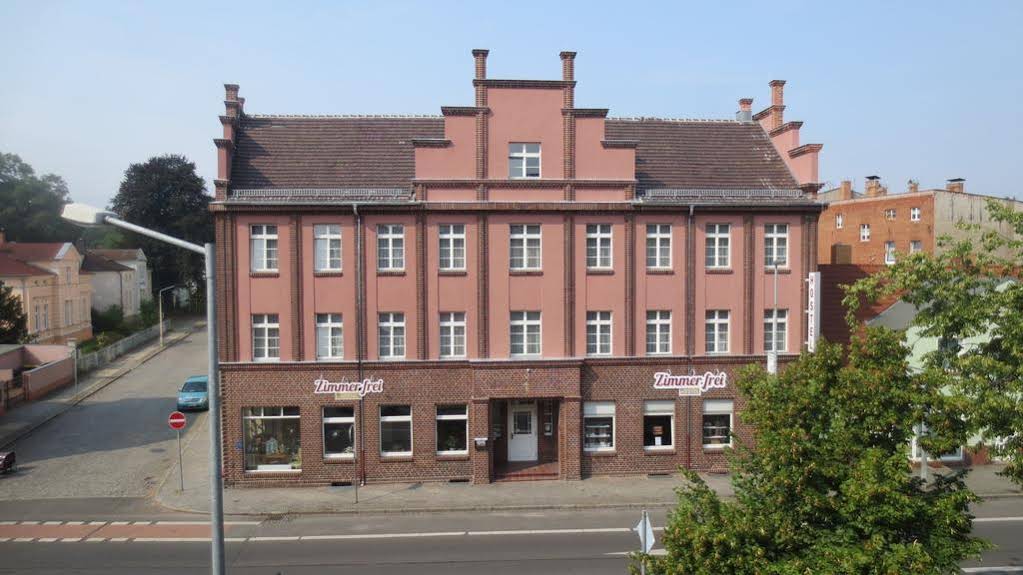 1a Hostel Zimmer Frei