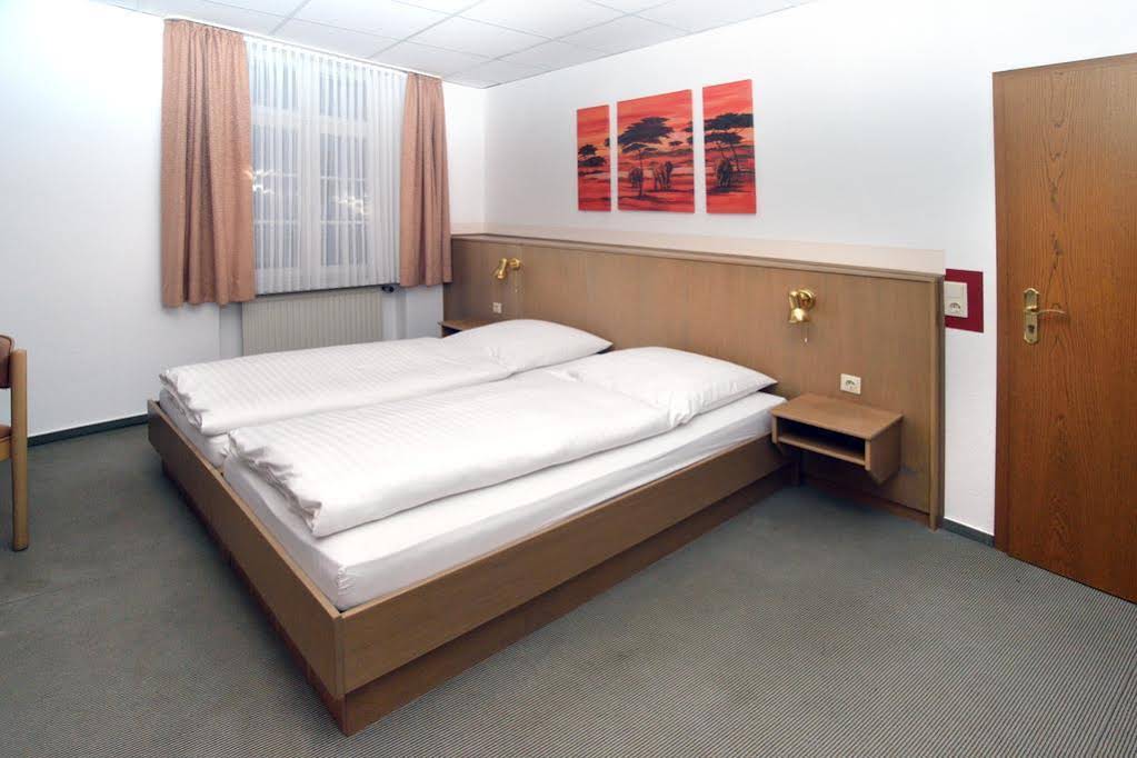 1a Hostel Zimmer Frei