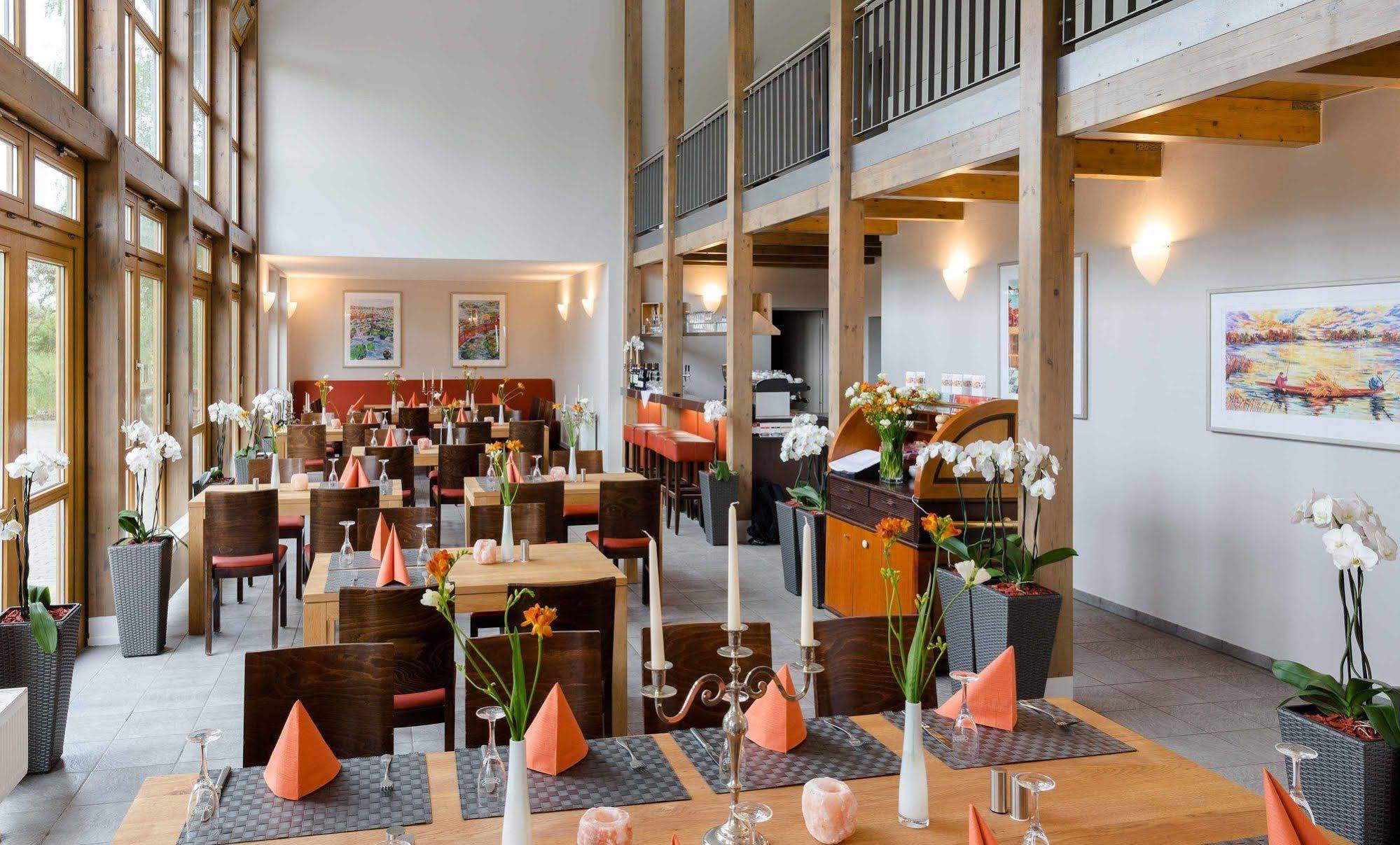 Country Inn Hotel Phöben