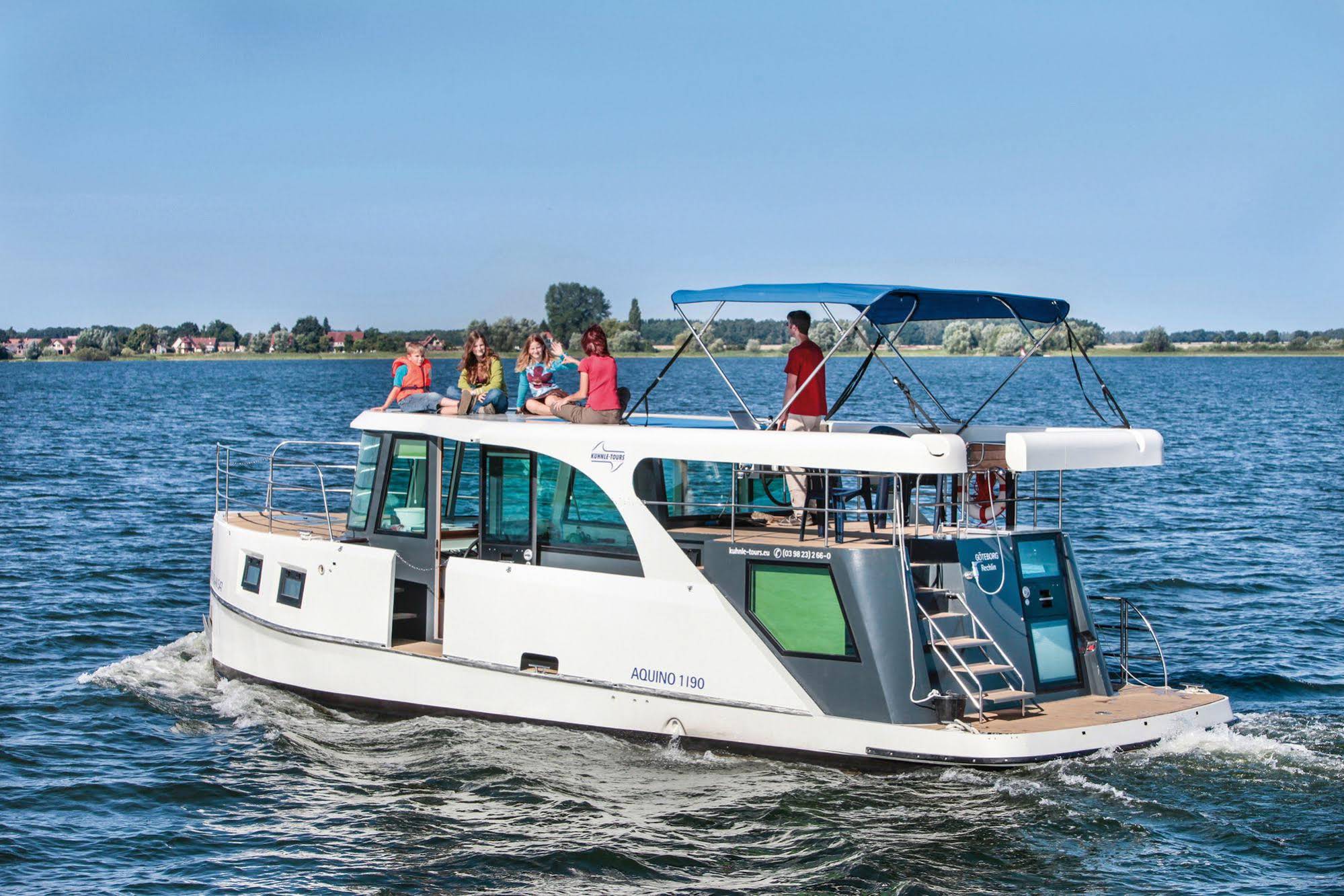 Kuhnle-Tours Bootshaus Zeuthen