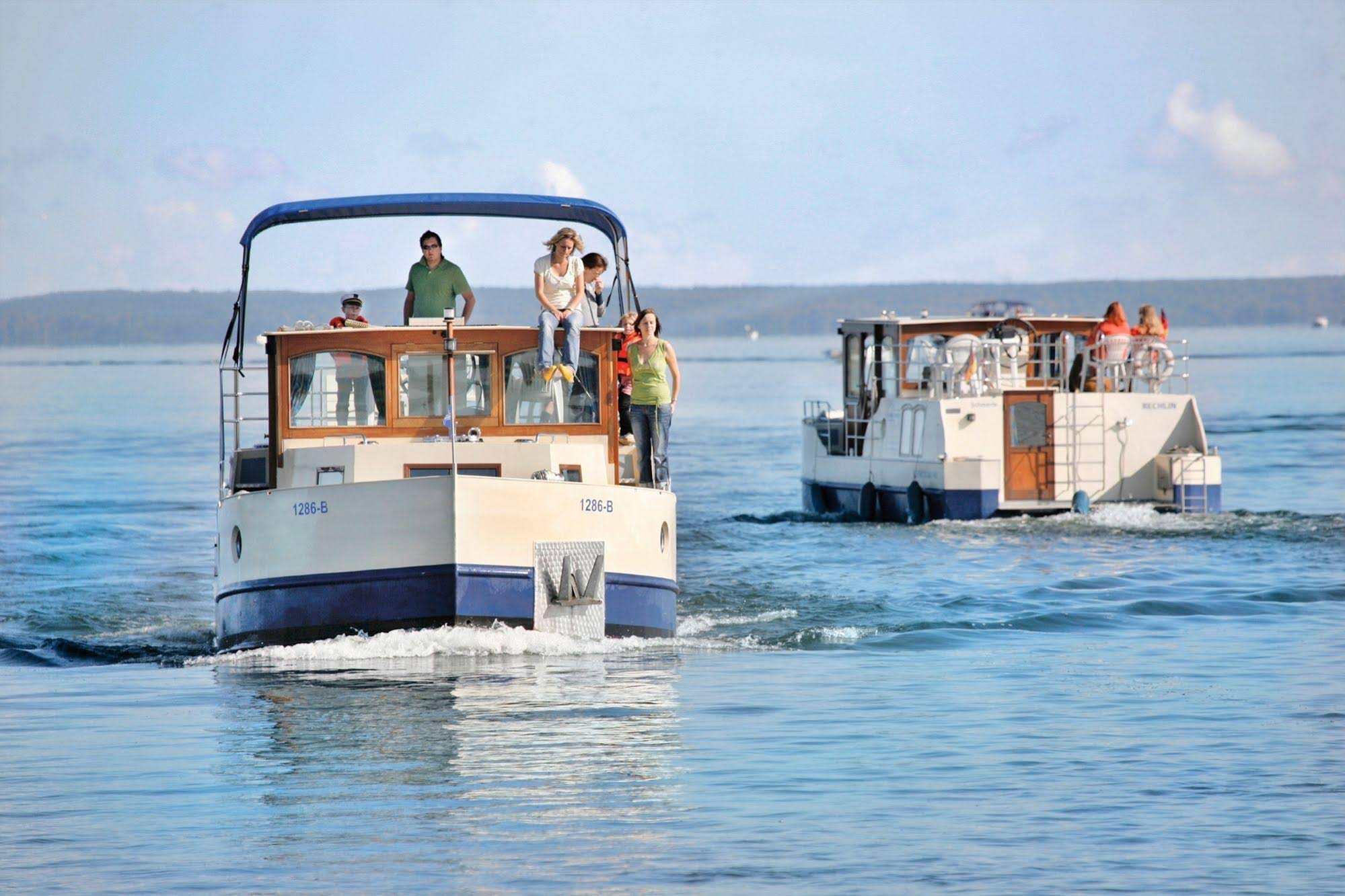 Kuhnle-Tours Bootshaus Zeuthen