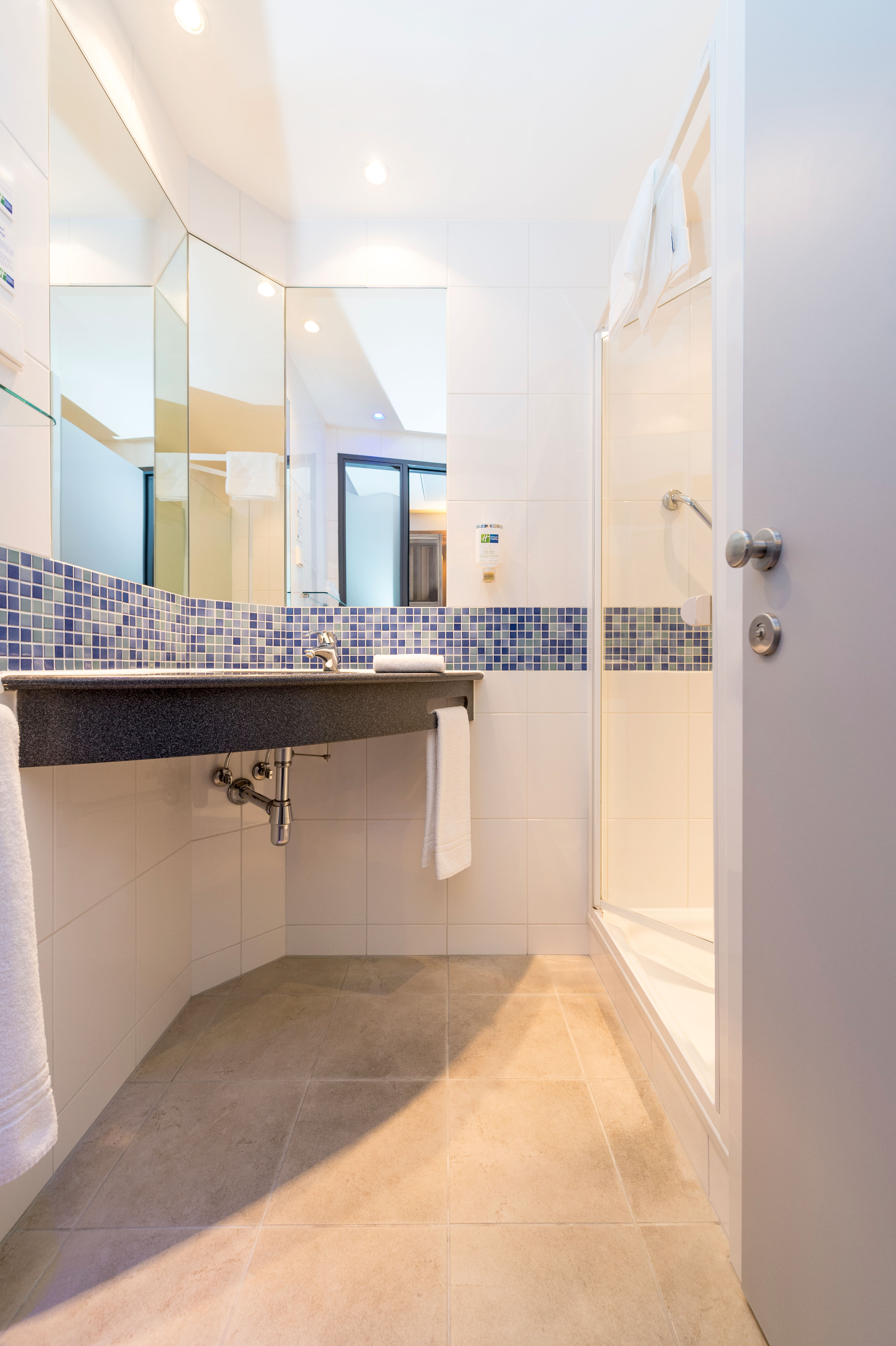Holiday Inn Express Bremen Airport