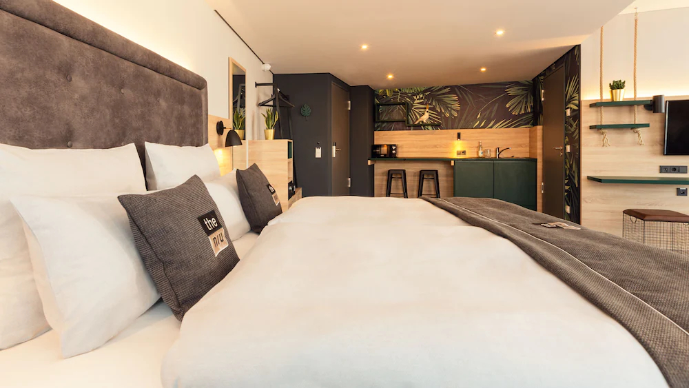 Holiday Inn - the niu, Crusoe Bremen Airport
