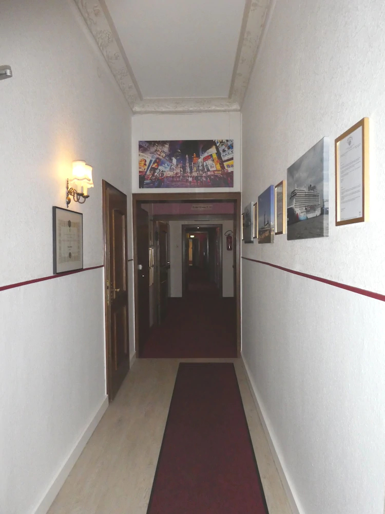 Hotel Columbus