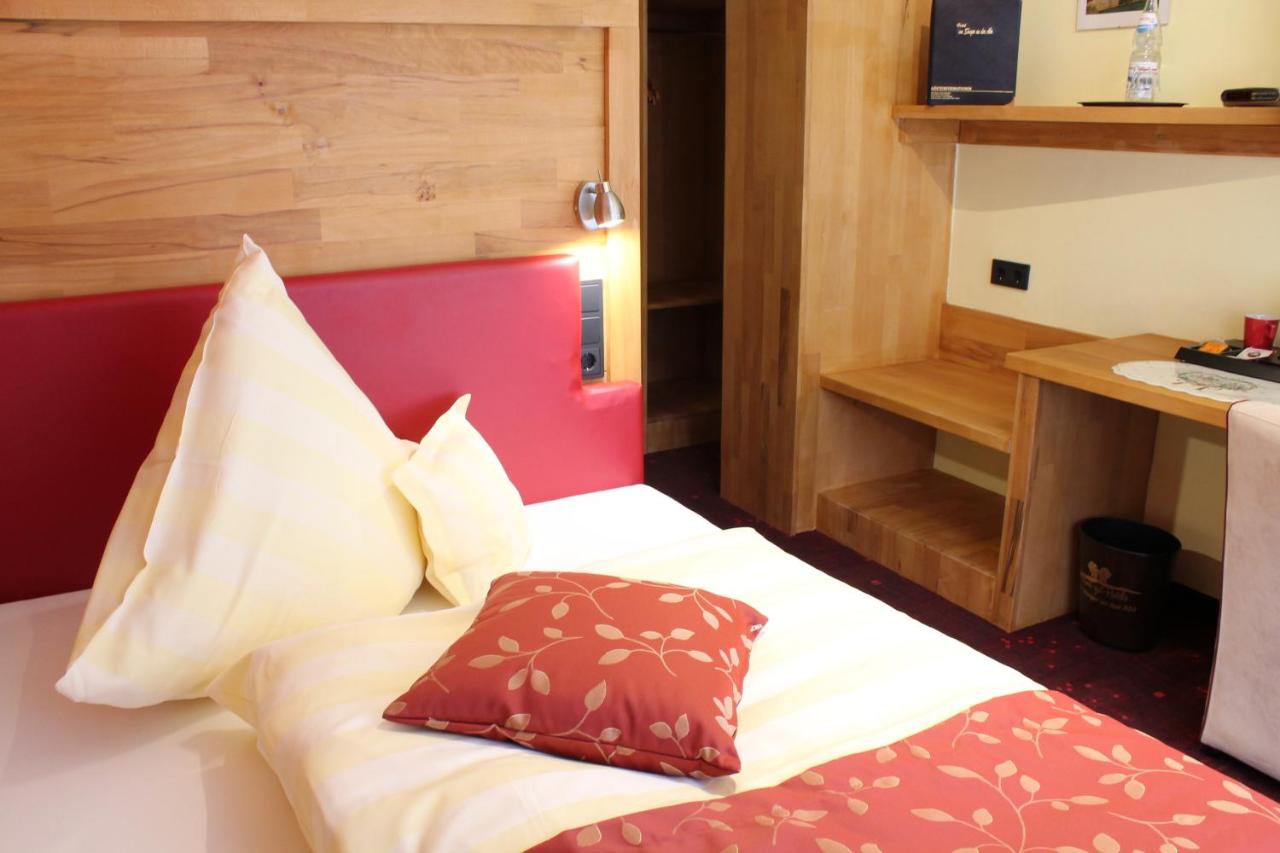 Land-gut-Hotel Zum Sänger