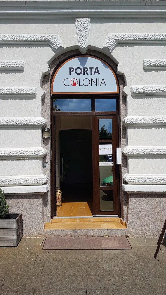 Porta Colonia