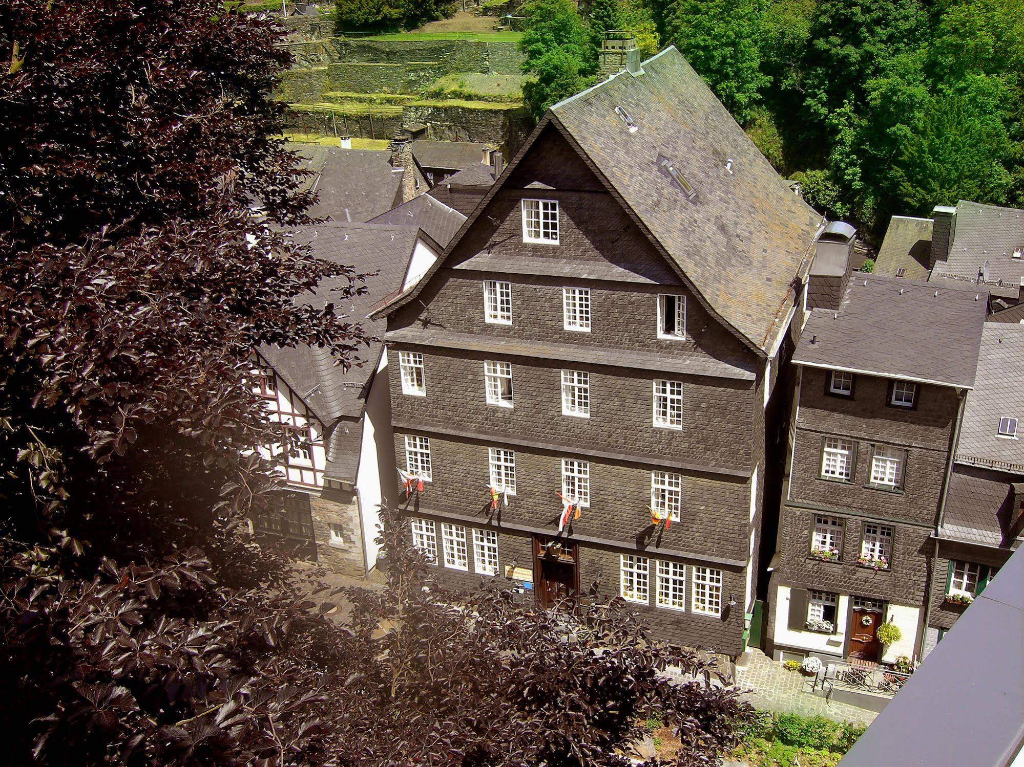 Graf Rolshausen