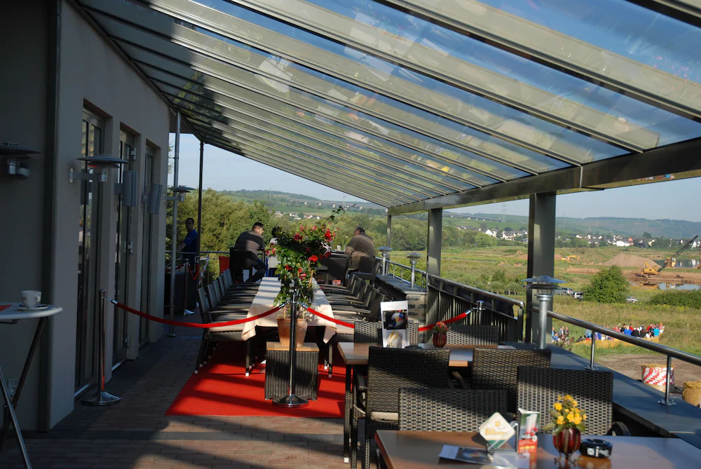 M13 Hotel