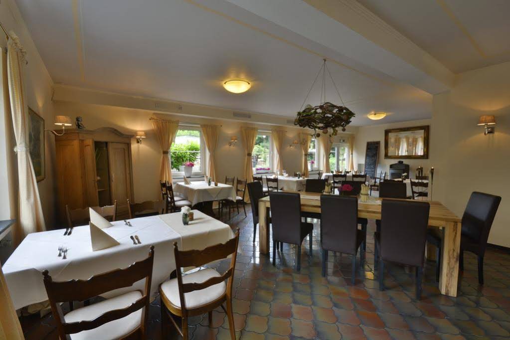 Waldhotel im Wiesengrund